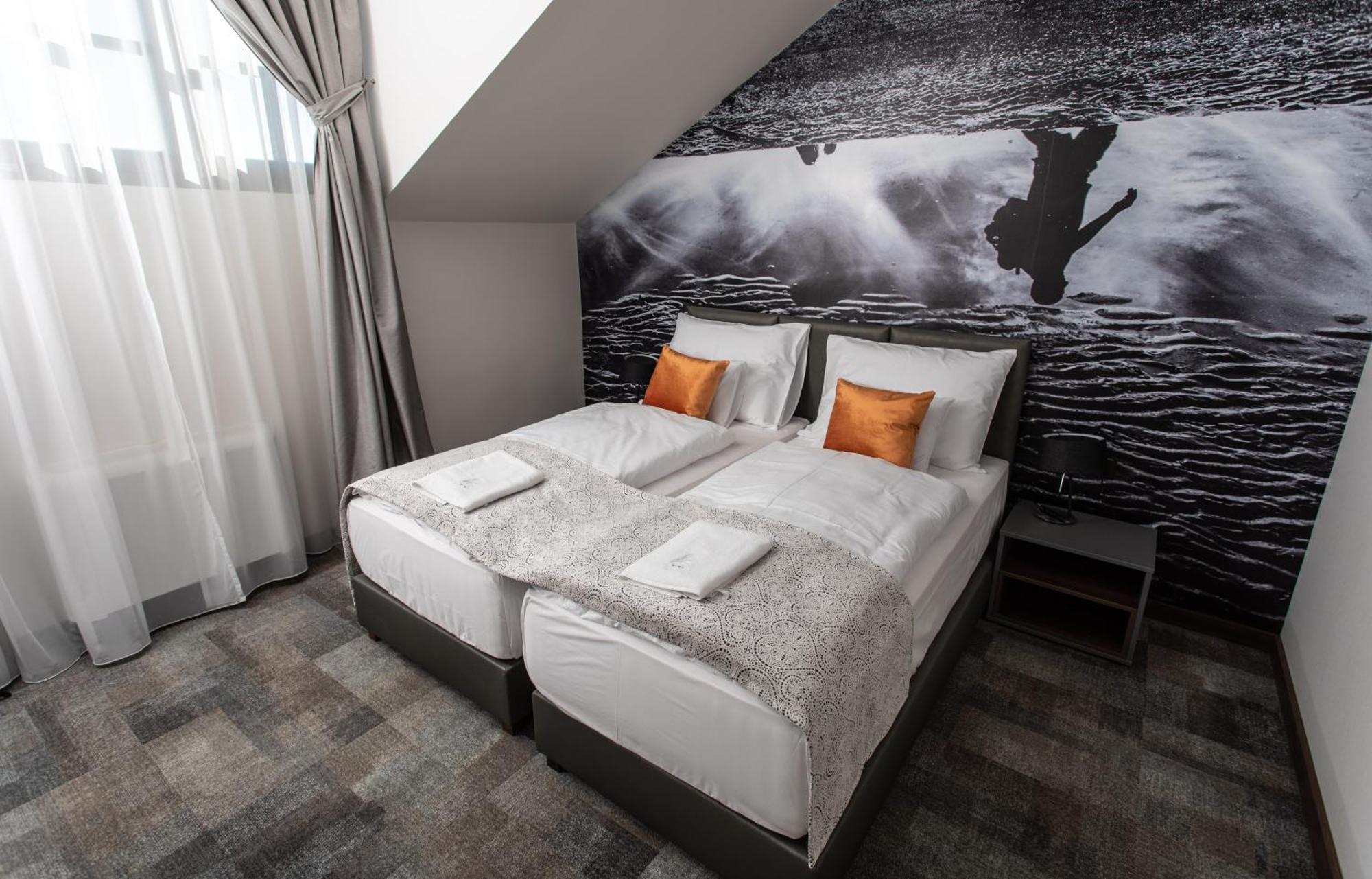 Artis Boutique Hotel Szombathely Exteriör bild