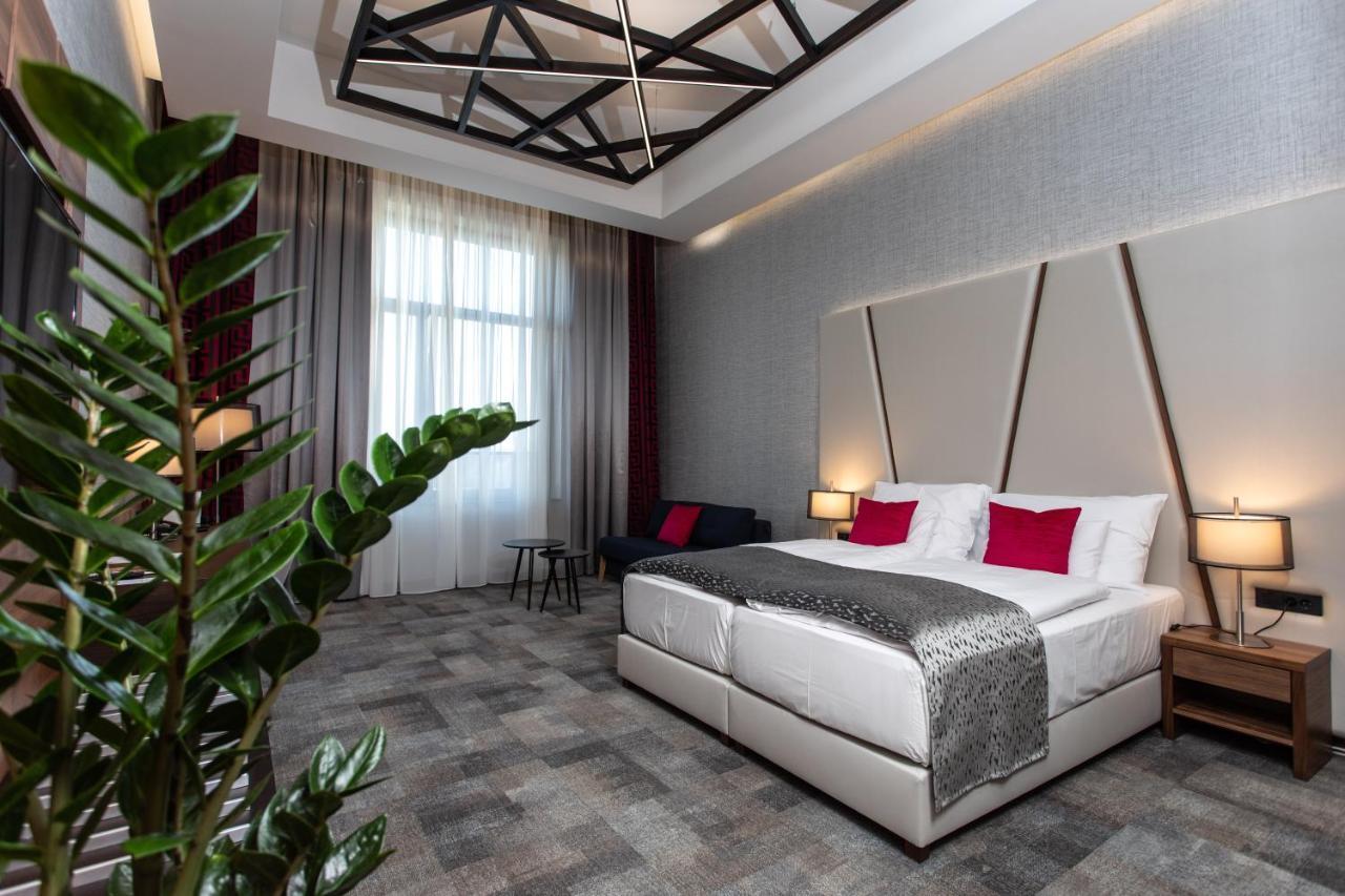Artis Boutique Hotel Szombathely Exteriör bild