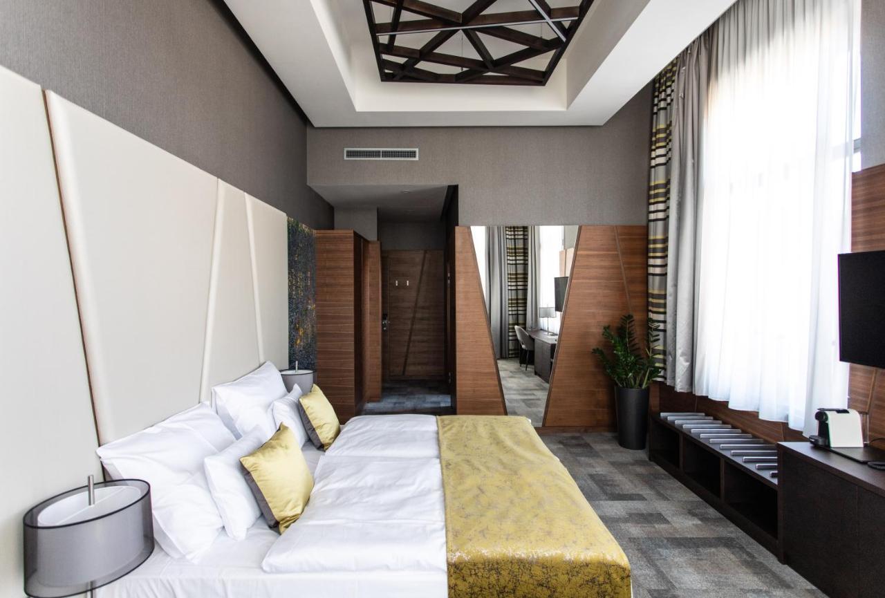 Artis Boutique Hotel Szombathely Exteriör bild