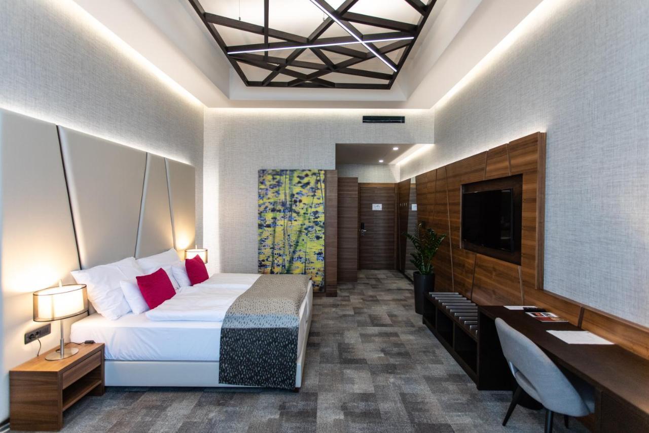 Artis Boutique Hotel Szombathely Exteriör bild