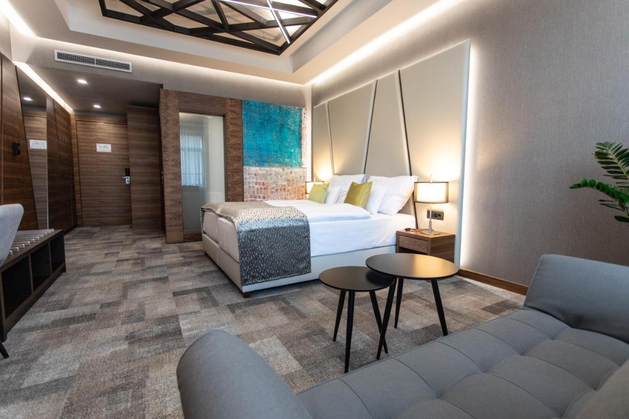 Artis Boutique Hotel Szombathely Exteriör bild
