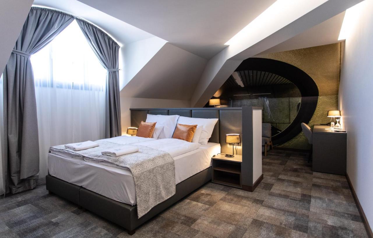 Artis Boutique Hotel Szombathely Exteriör bild
