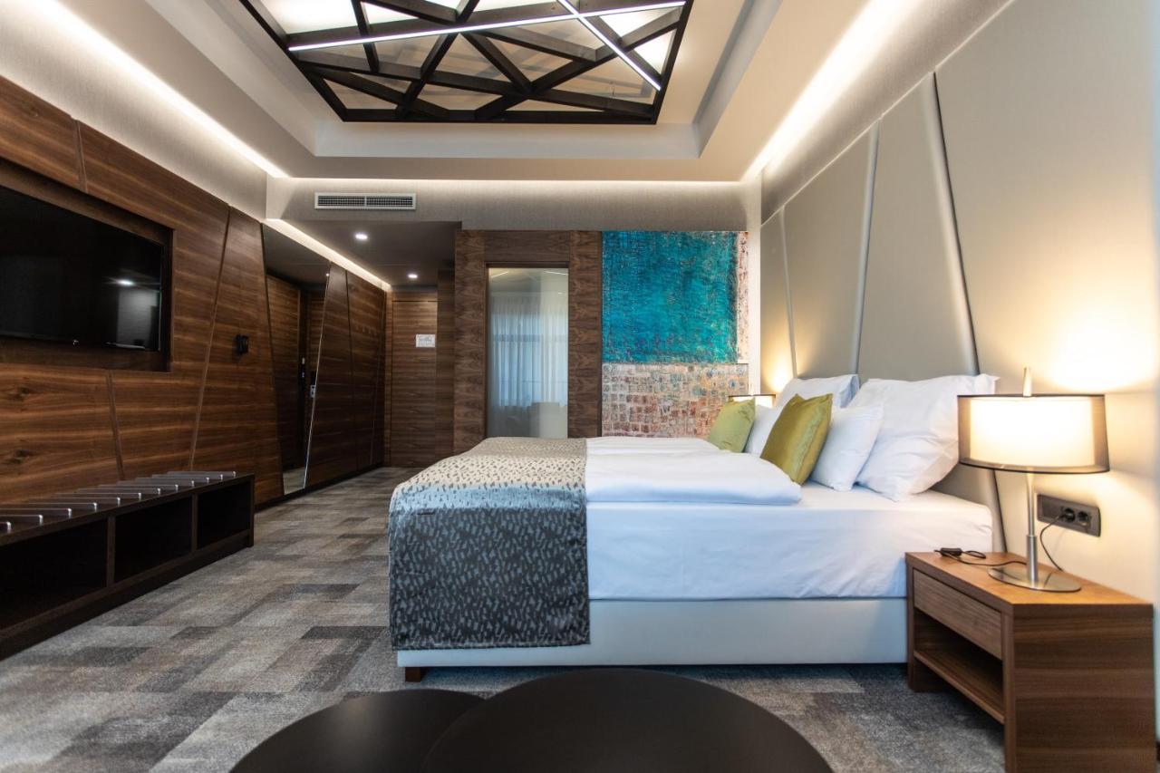 Artis Boutique Hotel Szombathely Exteriör bild