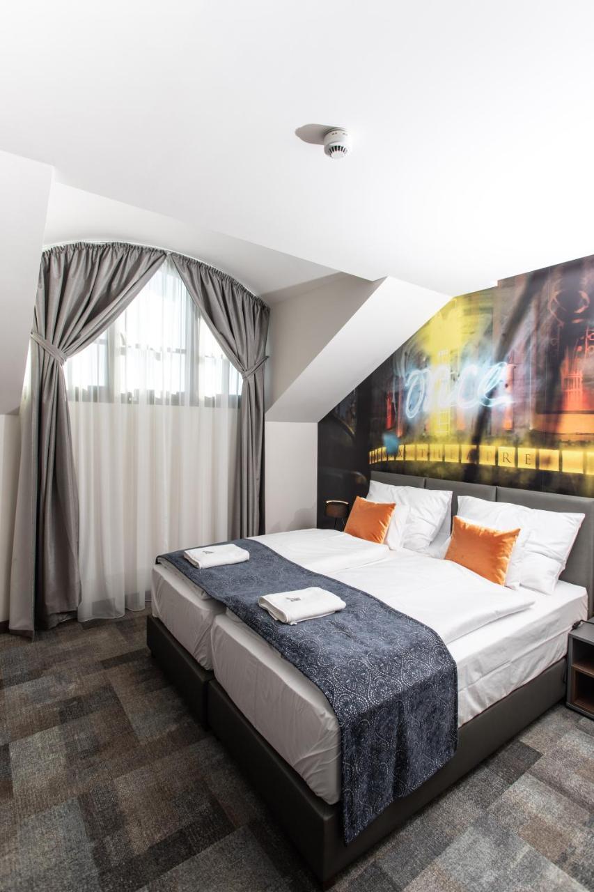 Artis Boutique Hotel Szombathely Exteriör bild
