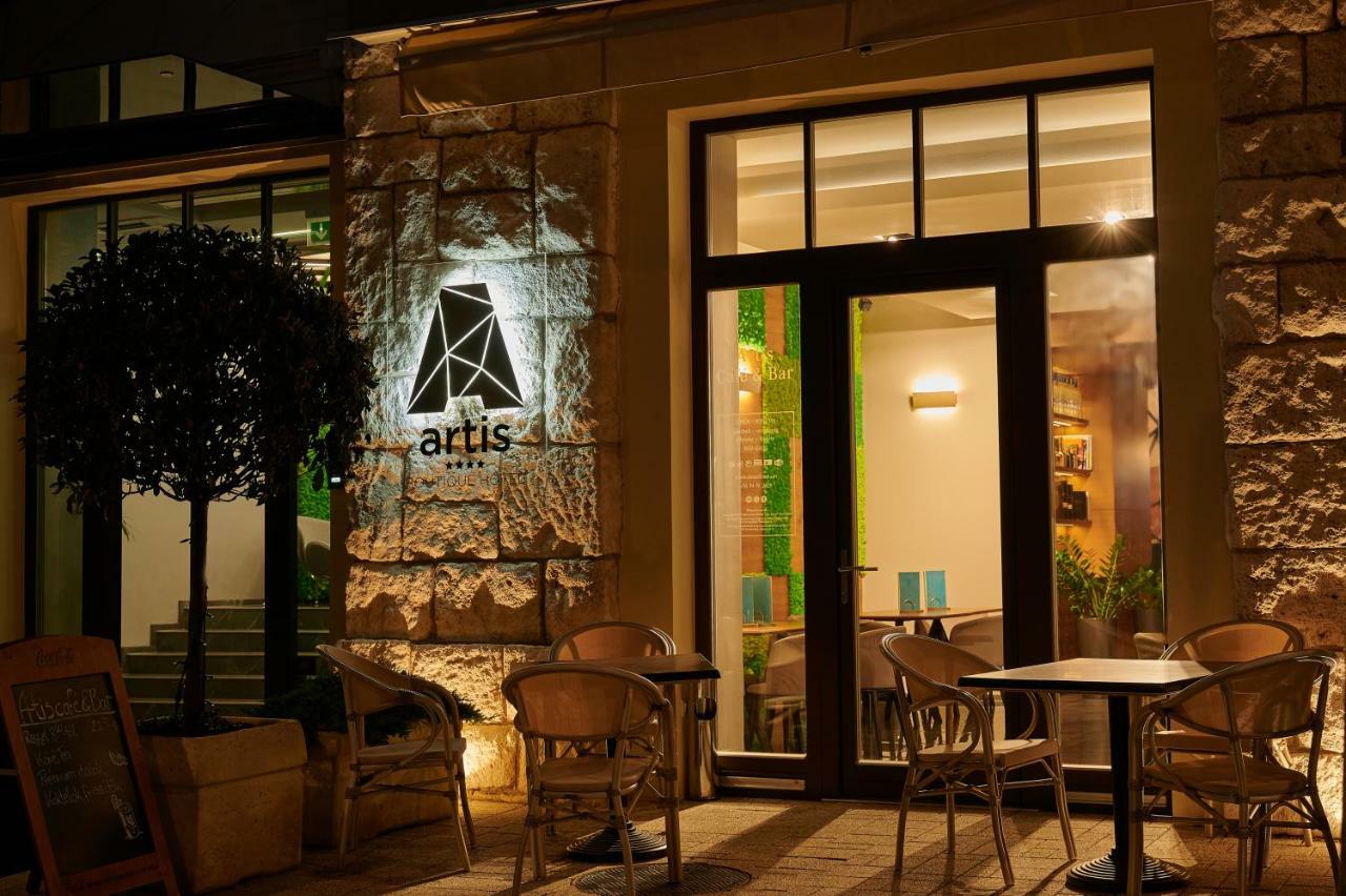 Artis Boutique Hotel Szombathely Exteriör bild
