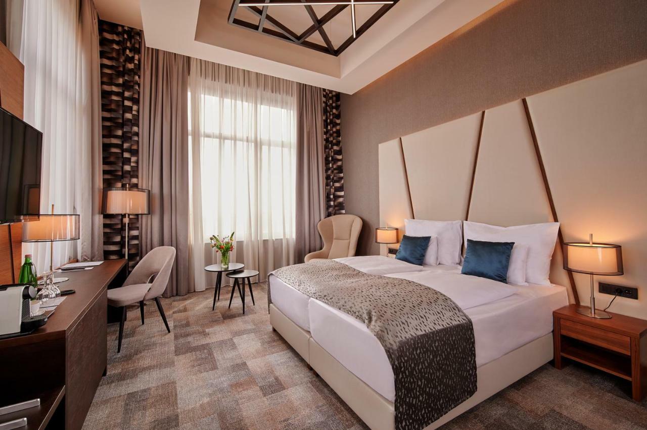 Artis Boutique Hotel Szombathely Exteriör bild